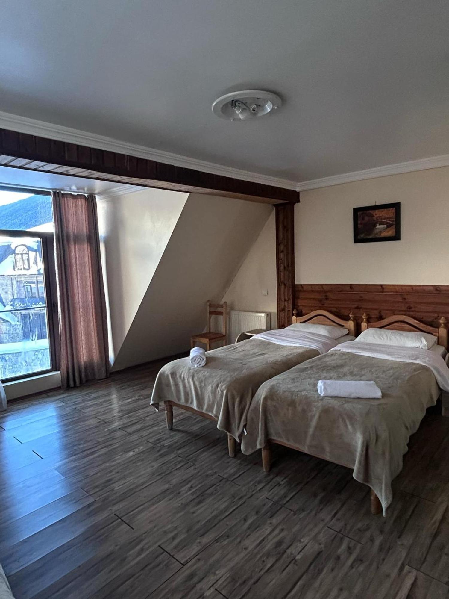 Mestiatour Guest House Exterior photo